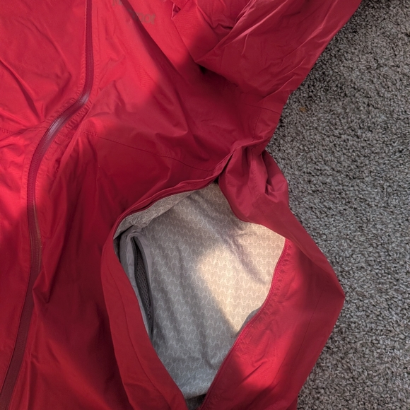 Marmot Men’s Rain Shell Jacket – Red Waterproof Hooded Windbreaker - Picture 5 of 6